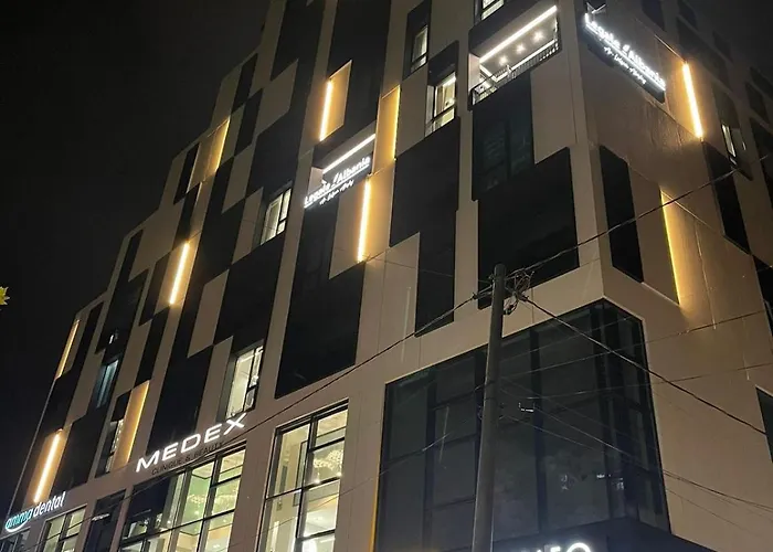 Boho Apartment, Center